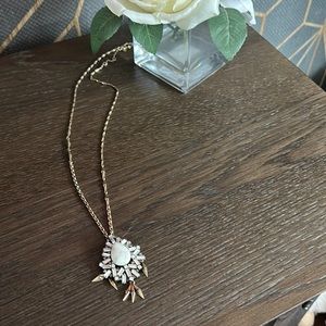 Chloe + Isabel pendent necklace